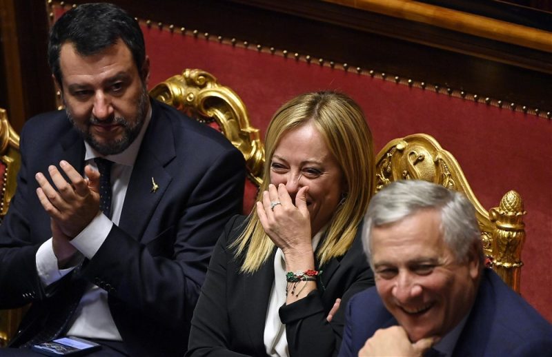 La droite italienne remporte haut la main un « vote de confiance » dans les deux régions les plus peuplées