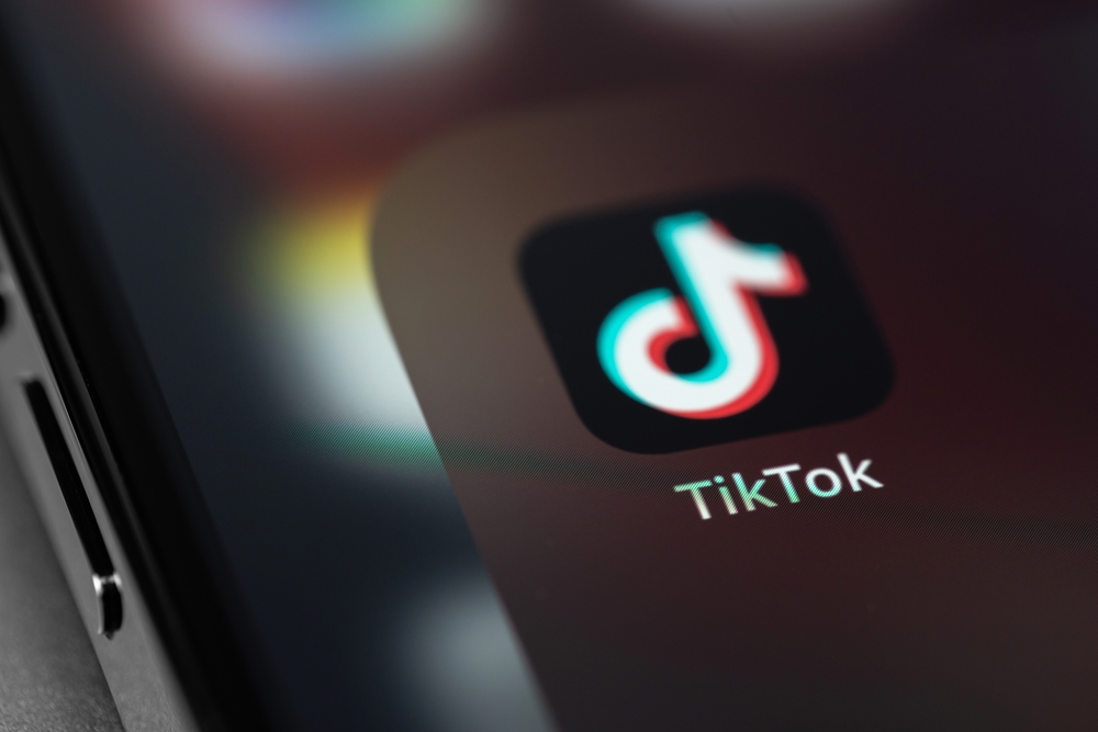 Tiktok,Icon,Mobile,App,On,Screen,Smartphone,Iphone,Closeup.,Tiktok