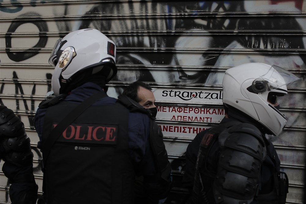 Greece bans all outdoor gatherings over 4 people during the Polytechnic uprising anniversary