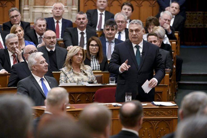Adhésion à l'OTAN : la Hongrie accuse la Suède de répandre des « fake news »