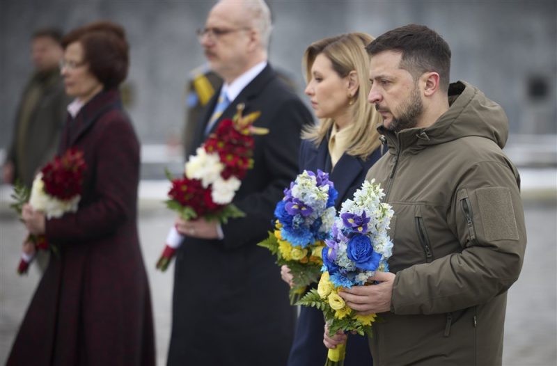 En prenant Bakhmout, Moscou aurait « la voie libre », prévient Zelensky