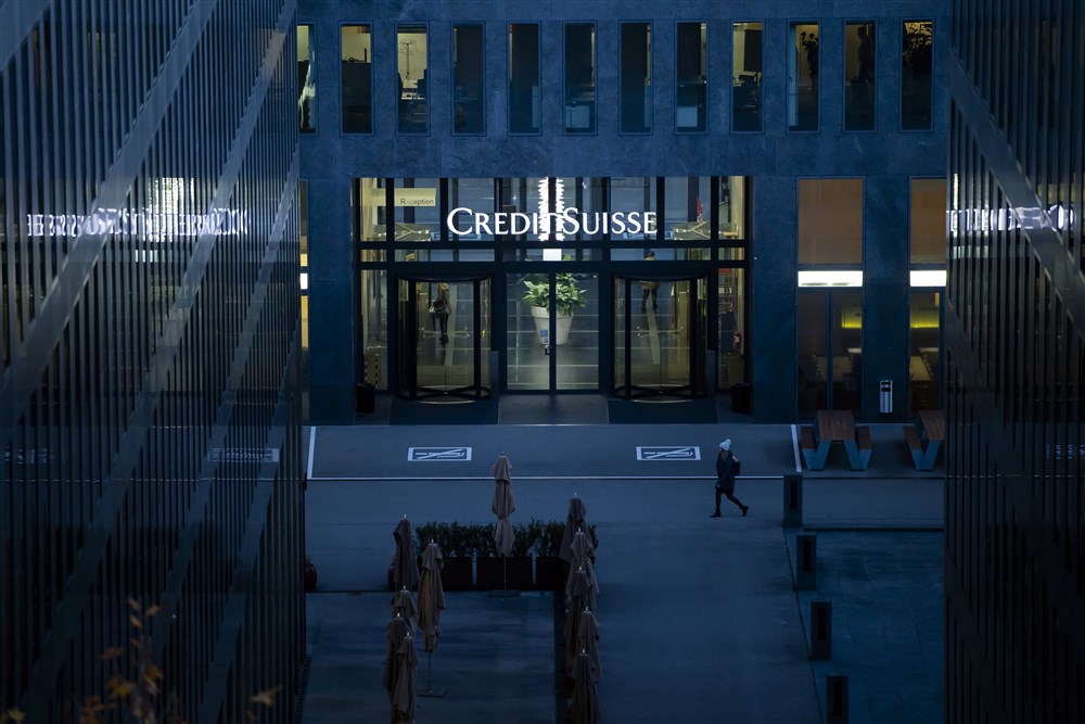 Credit Suisse shares reach all time low