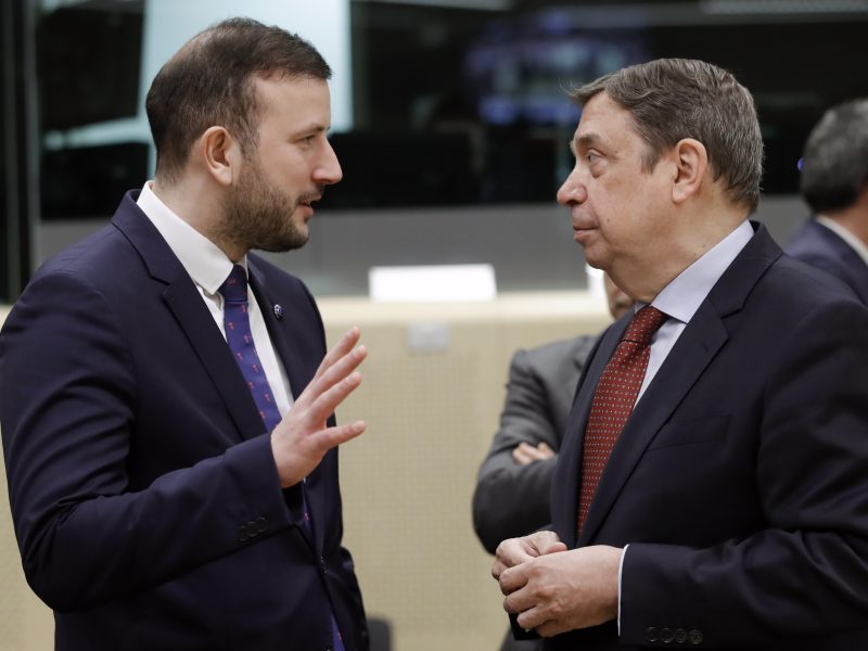 L’interdiction du chalutage de fond par la Commission critiquée par des ministres de l’UE