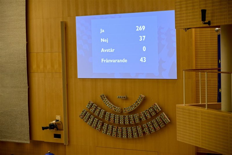 Le parlement suédois approuve l’adhésion du pays à l’OTAN