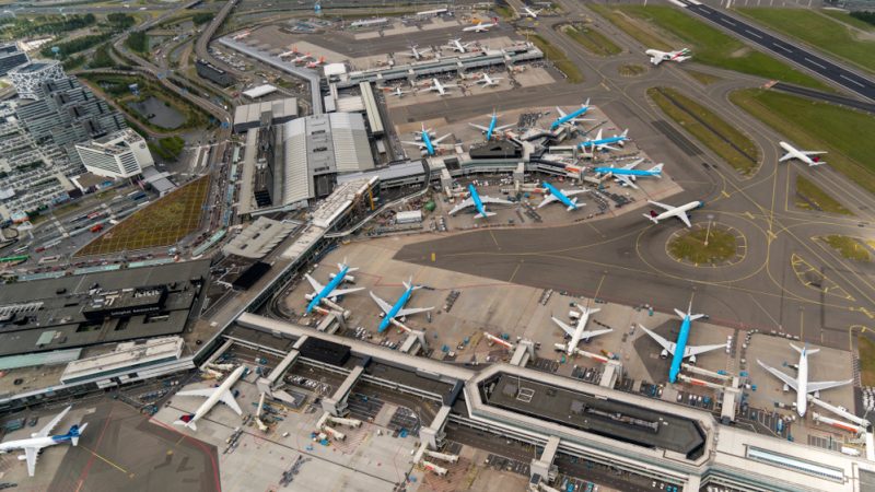 Les Pays-Bas imposent un plafonnement des émissions de CO2 dans les aéroports