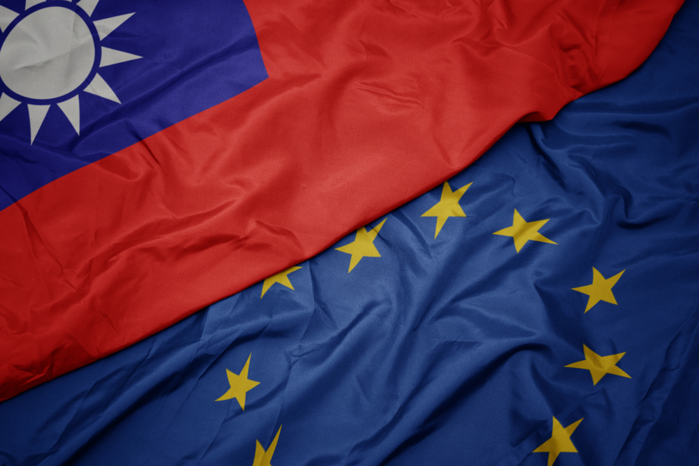 Waving,Colorful,Flag,Of,European,Union,And,Flag,Of,Taiwan.macro