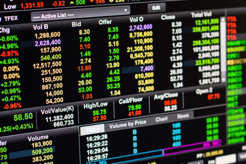 La Bourse de Paris chute déstabilisée par le secteur bancaire