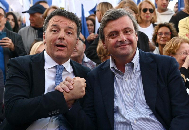 Italie : le camp de "l'en même temps", soutenu par Emmanuel Macron, vole en éclat