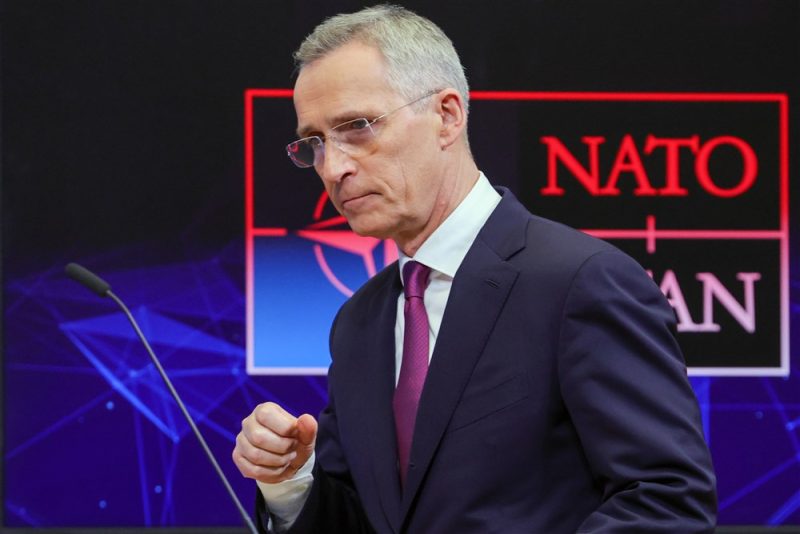 OTAN : Jens Stoltenberg en visite surprise à Kiev