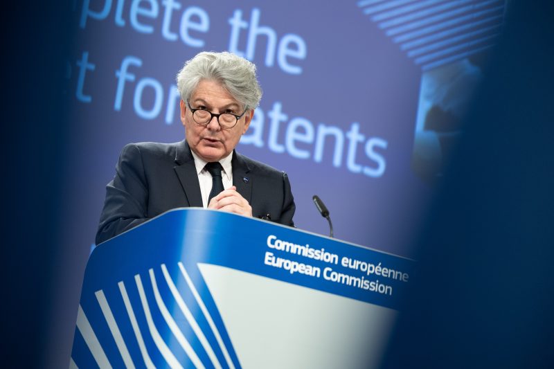 La Commission européenne propose des règles pour les brevets sur des technologies essentielles à une norme