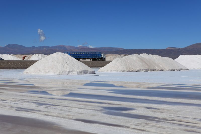 Au Chili, voyage au coeur des communautés du lithium