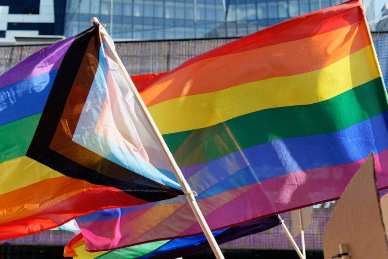 Conflit entre le gouvernement italien et l’opposition sur les commentaires de Bruxelles sur les droits LGBTQI+