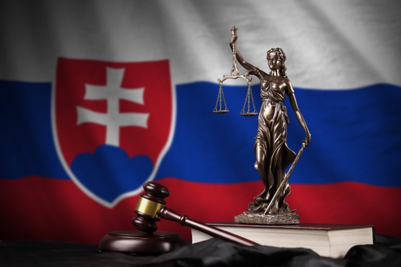 Slovaquie : le directeur de la Banque nationale reconnu coupable de corruption