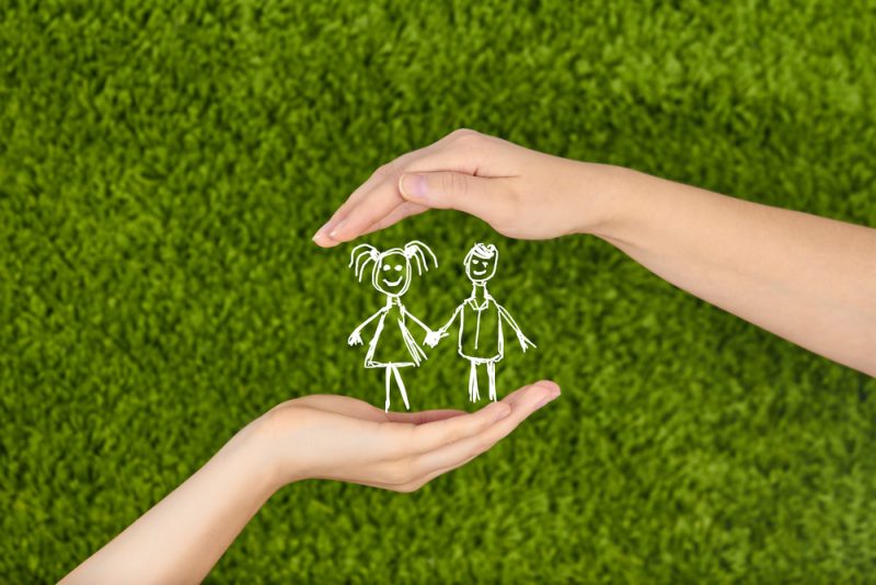 Le gouvernement britannique prend des mesures pour lutter contre les abus sexuels sur enfants