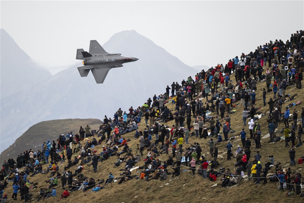 Annual airshow of the Swiss Army in the Axalp area