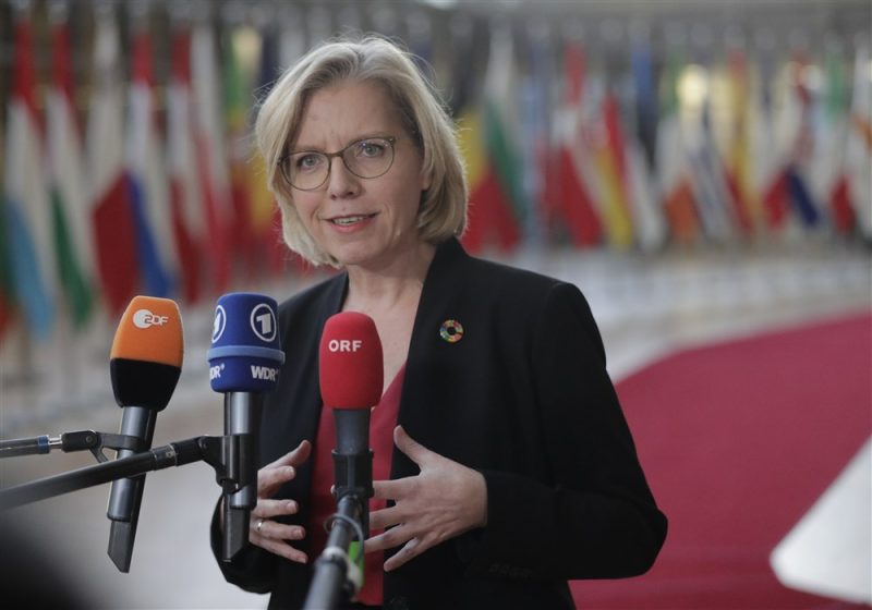 Autriche, France et Pays-Bas réclament des règles plus strictes pour les jets privés dans l’UE