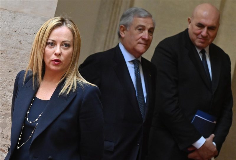 EXCLU : le ministre italien des Affaires étrangères estime que le dialogue entre PPE et CRE devrait se poursuivre