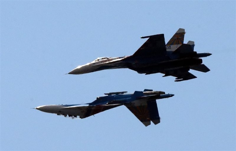 Un chasseur russe provoque un avion polonais en mer Noire