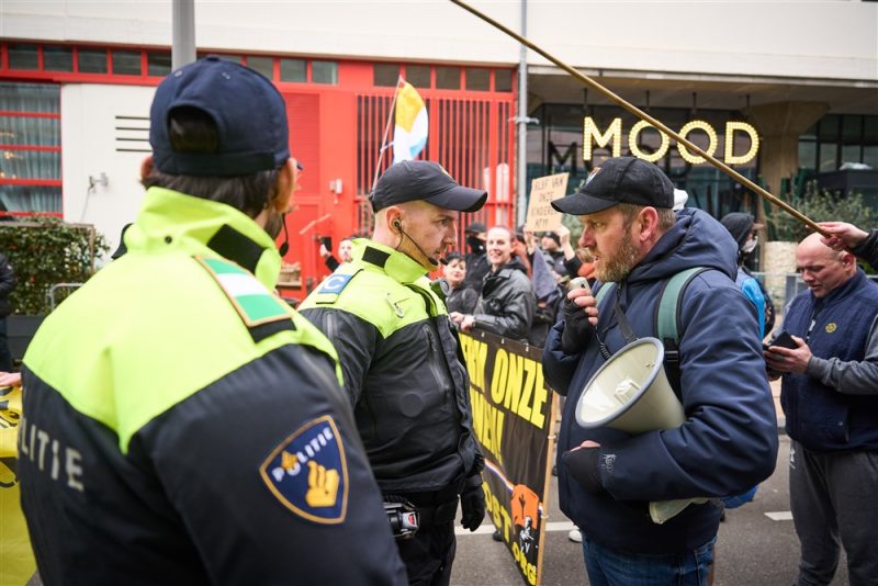 La police néerlandaise critique l’absence de poursuites contre des manifestants d’Extinction Rebellion