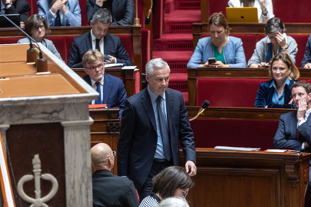 Questions to the government at the National Assembly in Paris