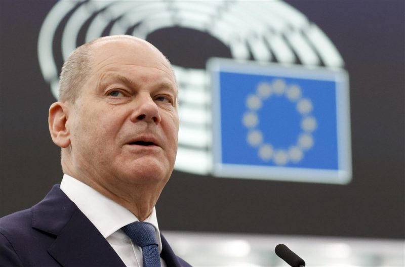 Immigration : les contrôles aux frontières intérieures de l’UE sont « indispensables », selon Olaf Scholz