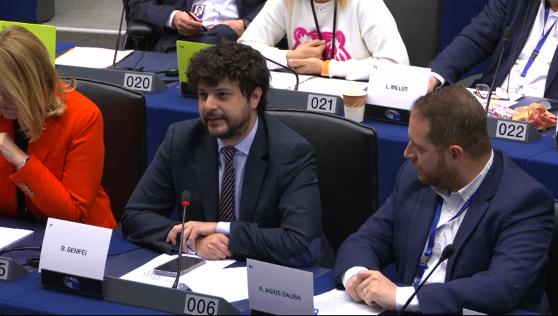 Règlementation de l’IA : l’UE franchit une nouvelle étape après un vote clé au Parlement européen