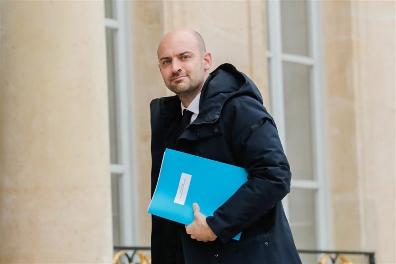 « Sécurisation et régulation de l'espace numérique » : ce que contient le projet de loi