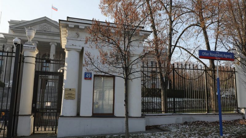 La Russie menace de rompre ses relations diplomatiques avec la Pologne