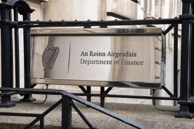 Retraites : le ministère irlandais des Finances met en garde contre les changements à venir