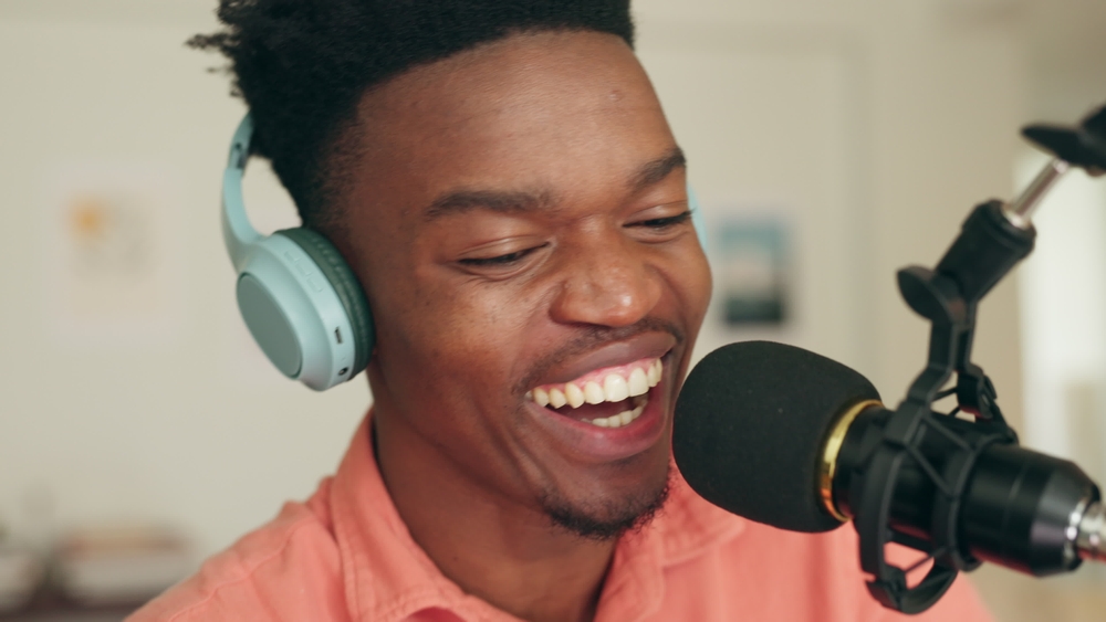 Podcast,,Headphones,And,Microphone,Black,Man,Creative,Dj,,Presenter,Or