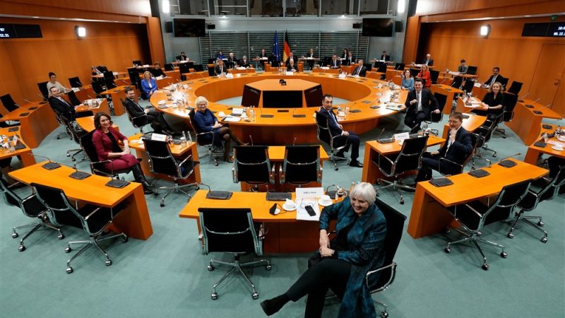 Pacte migratoire : les Verts allemands soutiennent le texte, malgré des divergences au sein du parti