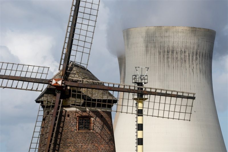 Le gouvernement belge signe un accord sur la prolongation de deux réacteurs nucléaires avec Engie