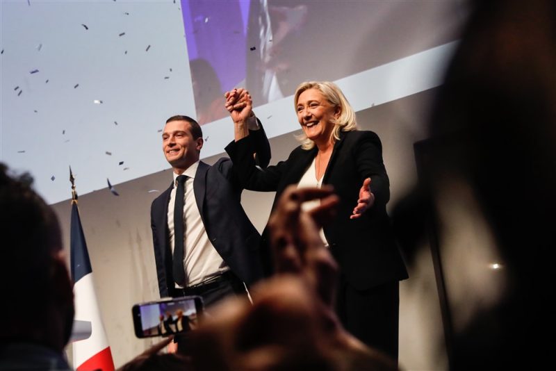 Le Rassemblement national est « aligné » sur la Russie, selon un rapport parlementaire