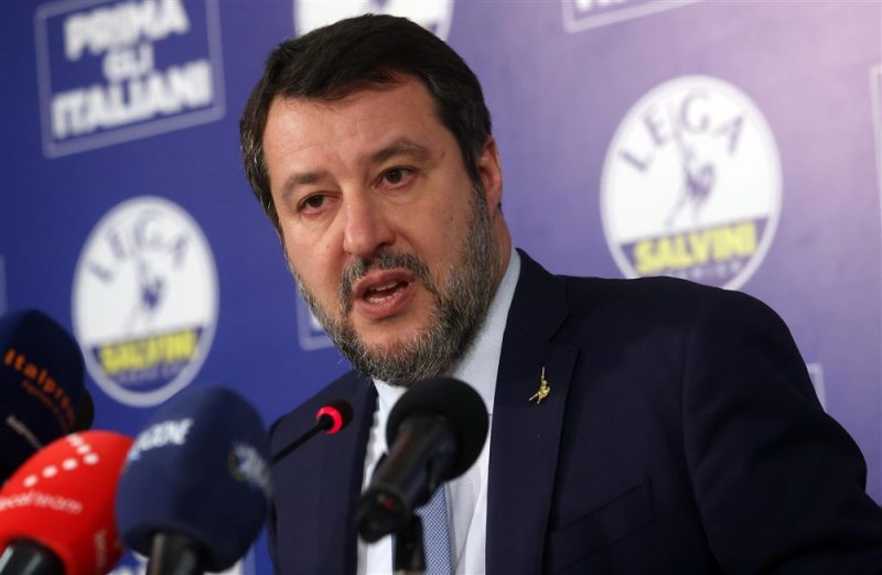 Matteo Salvini voit un « Chinagate » dans l’interdiction de moteurs à combustion