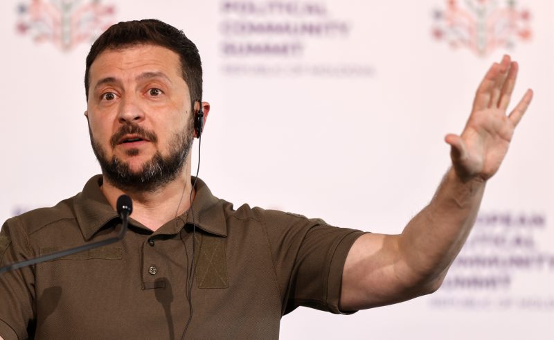 Volodymyr Zelensky réclame un soutien sans faille à la "famille européenne" réunie en Moldavie