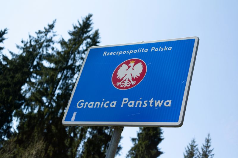 La Pologne rejette la politique migratoire de l’UE, brandissant le risque de trafic d’êtres humains