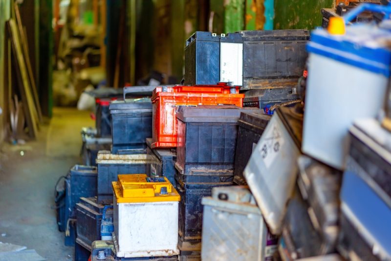 En Norvège, la quête de « l’or noir » des batteries usagées