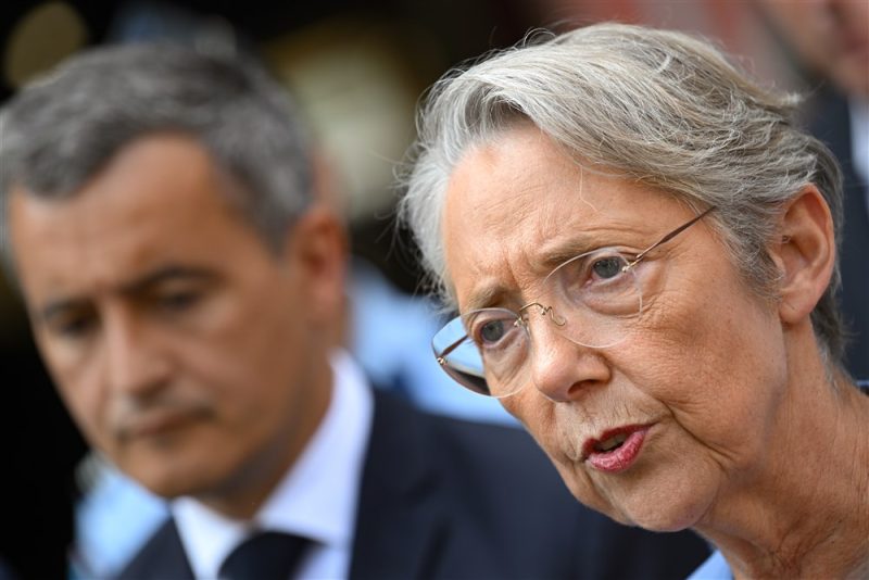 Émeutes : le gouvernement espère un retour de l’ordre