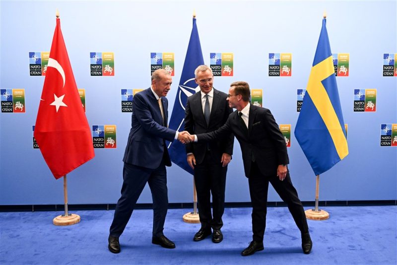 Sommet de l’OTAN : la Turquie débloque l’adhésion de la Suède, l’Alliance veut s’engager envers l’Ukraine