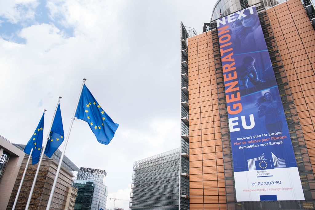 Plans de relance de l’UE : la participation citoyenne a été insuffisante, selon un rapport