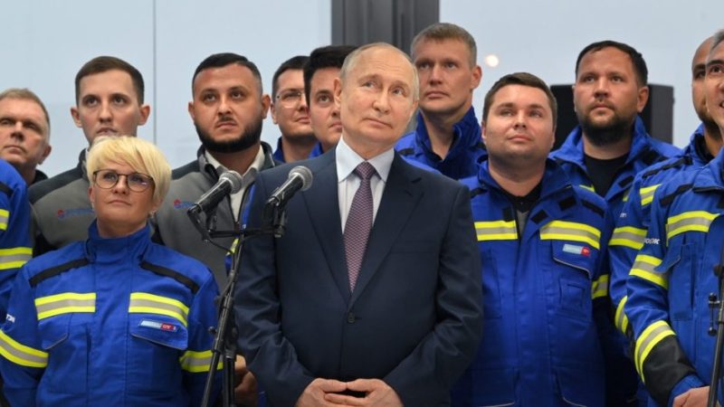 Des militants ukrainiens demandent à l’Europe d’interdire les importations de GNL russe