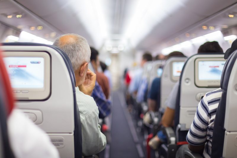 Dans les avions, le fléau des passagers indisciplinés
