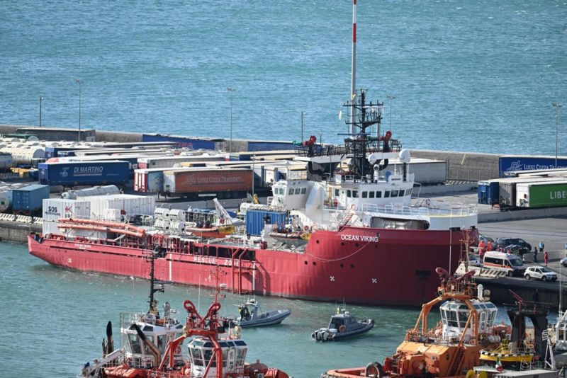 France : le navire-ambulance Ocean Viking sauve 623 migrants en Méditerranée