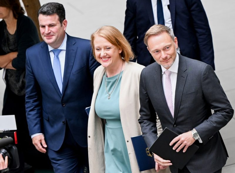 Le gouvernement allemand sort de sa dernière impasse, mais la paix reste fragile