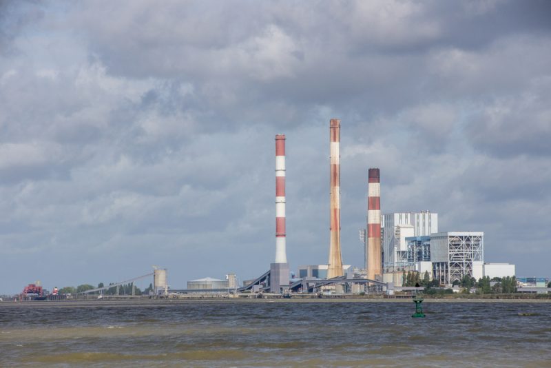 La France prolonge ses deux dernières centrales à charbon jusqu'à fin 2024