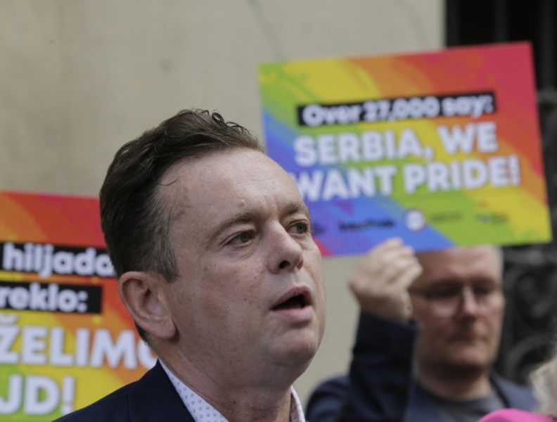 La Serbie ne peut pas adhérer à l’UE tant qu’elle ne protège pas la communauté LGBTQ