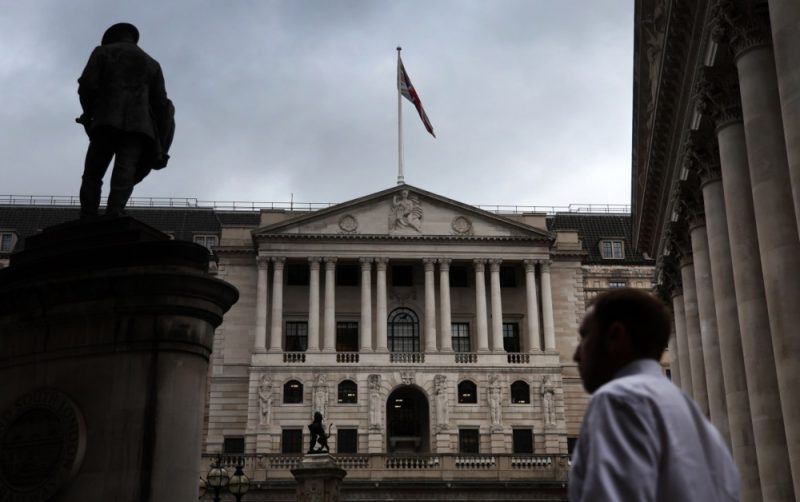 Hausse ou pas ? Dilemme pour la Banque d’Angleterre en fin de tour de vis monétaire
