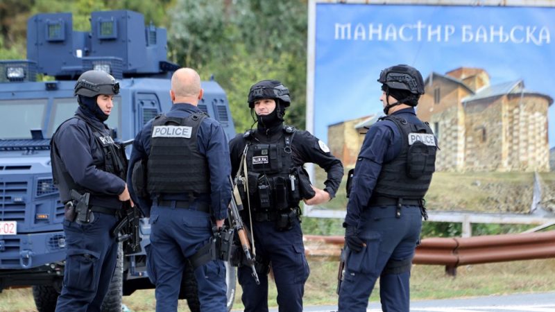 La Russie soutient la Serbie à la suite d’un « attentat terroriste » dans le nord du Kosovo