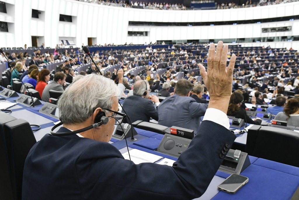 Le Parlement européen demande plus d’outils participatifs pour les citoyens de l’UE