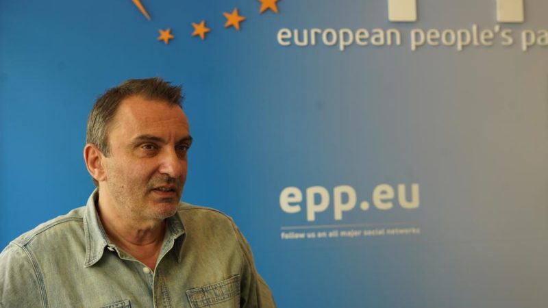 Le secrétaire général du PPE rejette l'idée d'une coalition des droites européennes